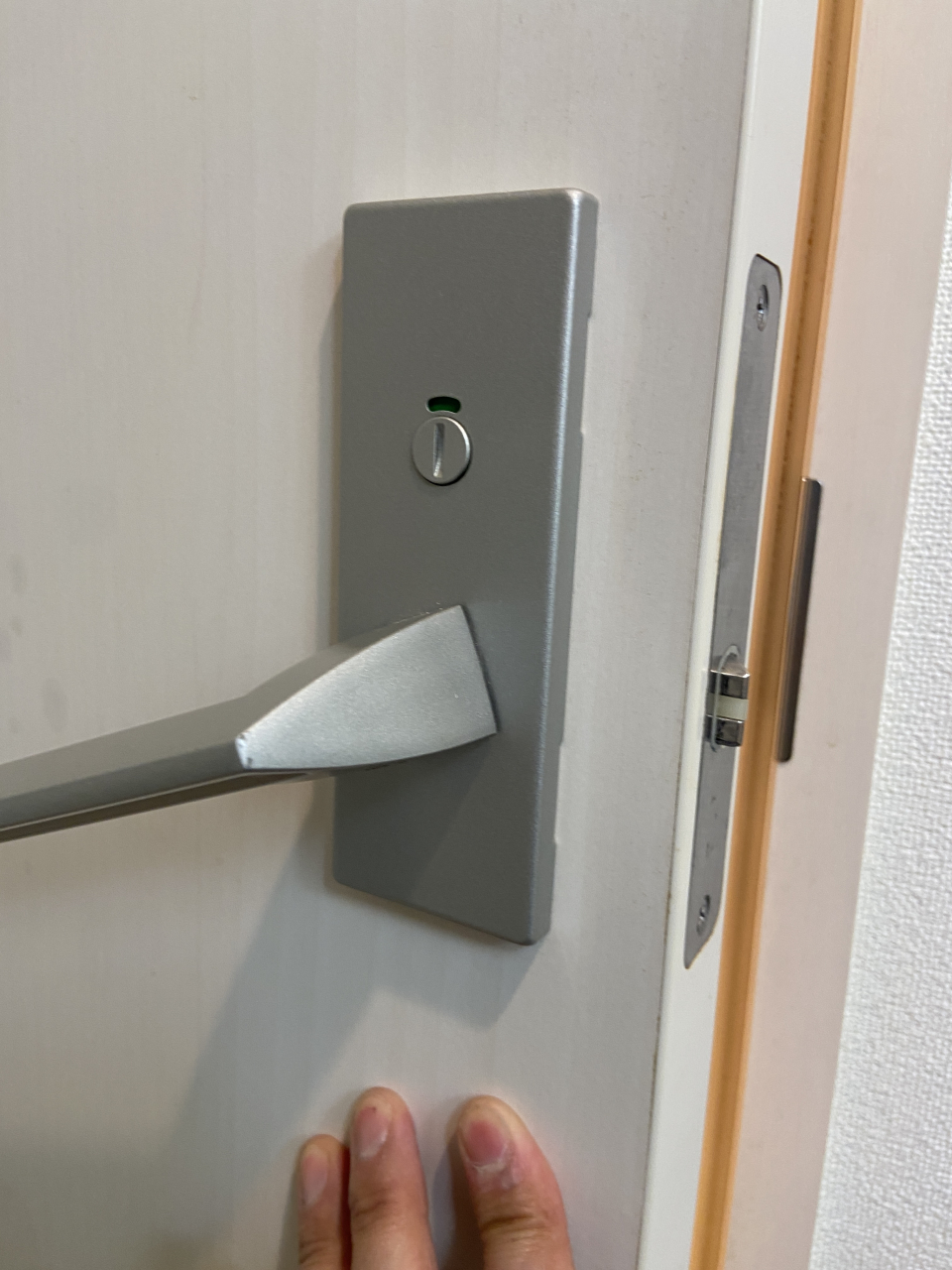 【江戸川区南葛西】室内トイレ錠修理